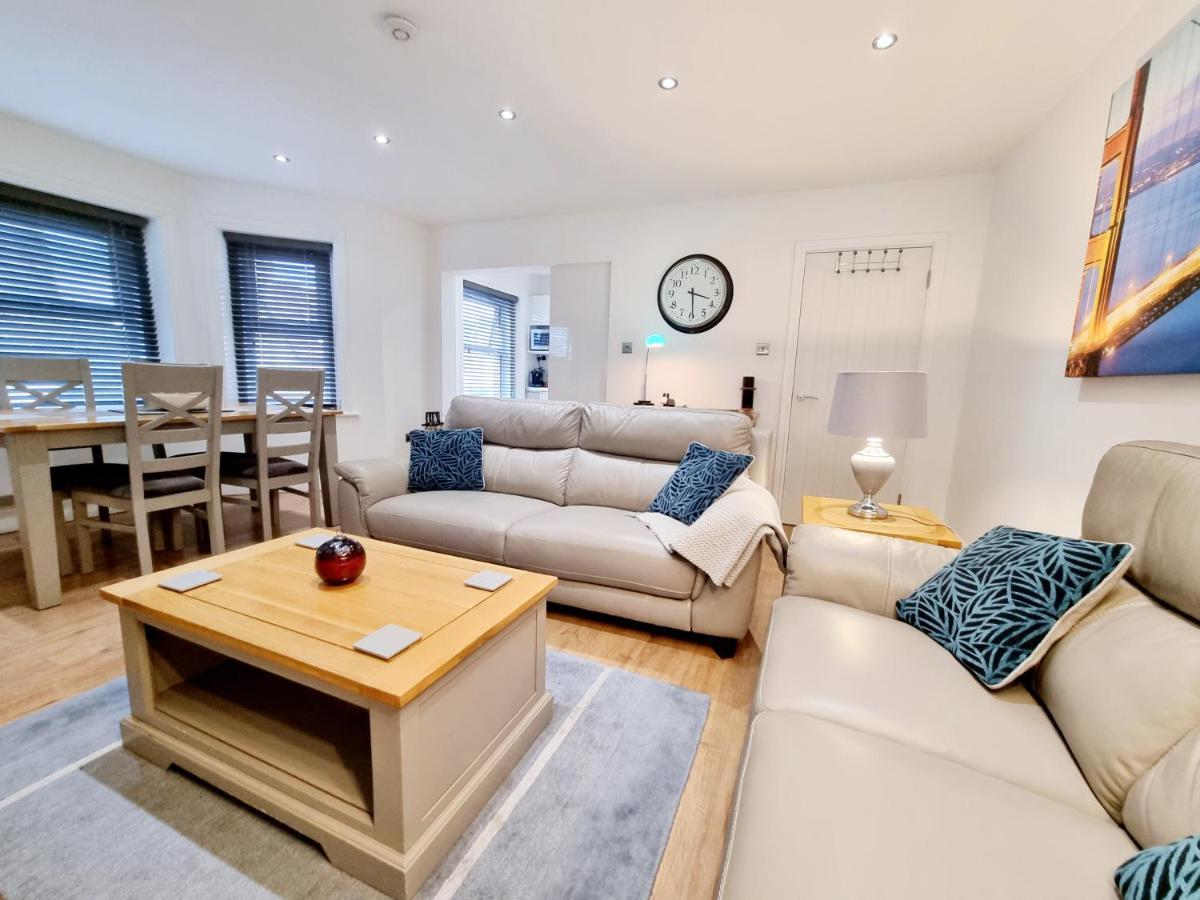 Bournemouth Luxury Apartment Bagian luar foto